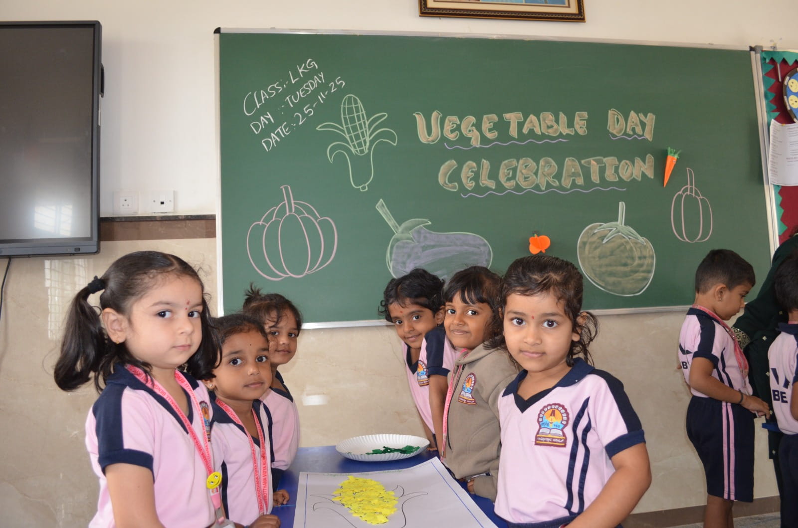 RVK – Somanahalli Celebrates 'Vegetable Day' with Fun and Learning (28)