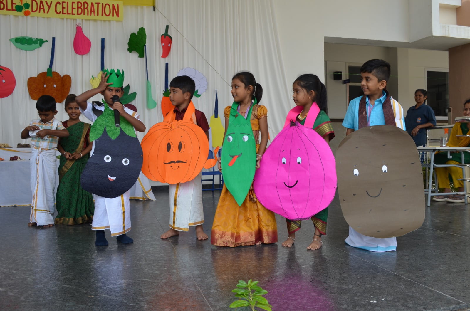 RVK – Somanahalli Celebrates 'Vegetable Day' with Fun and Learning (29)