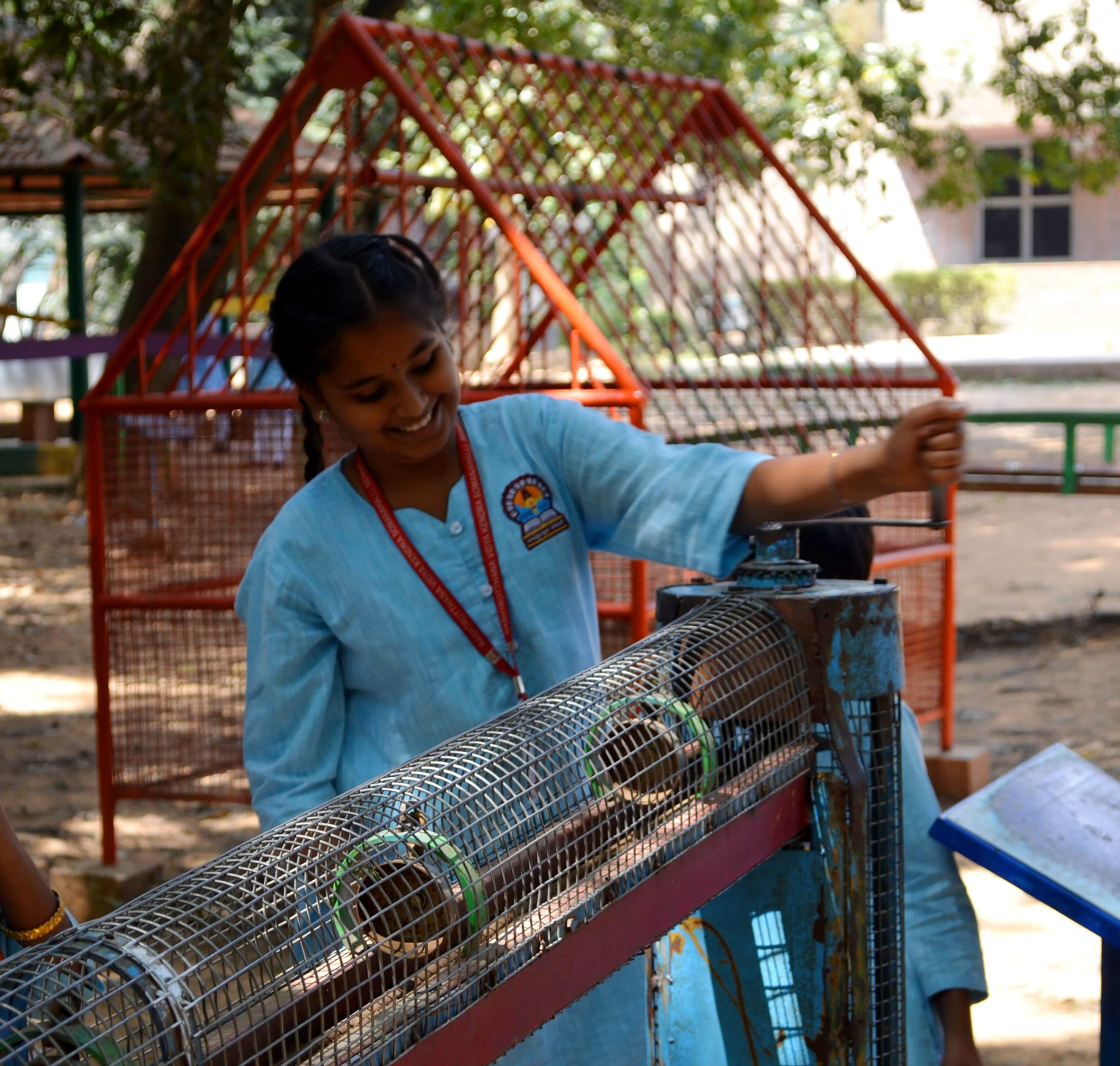 RVK - Somanahalli Students Explore Astronomy at Jawaharlal Nehru Planetarium (5)