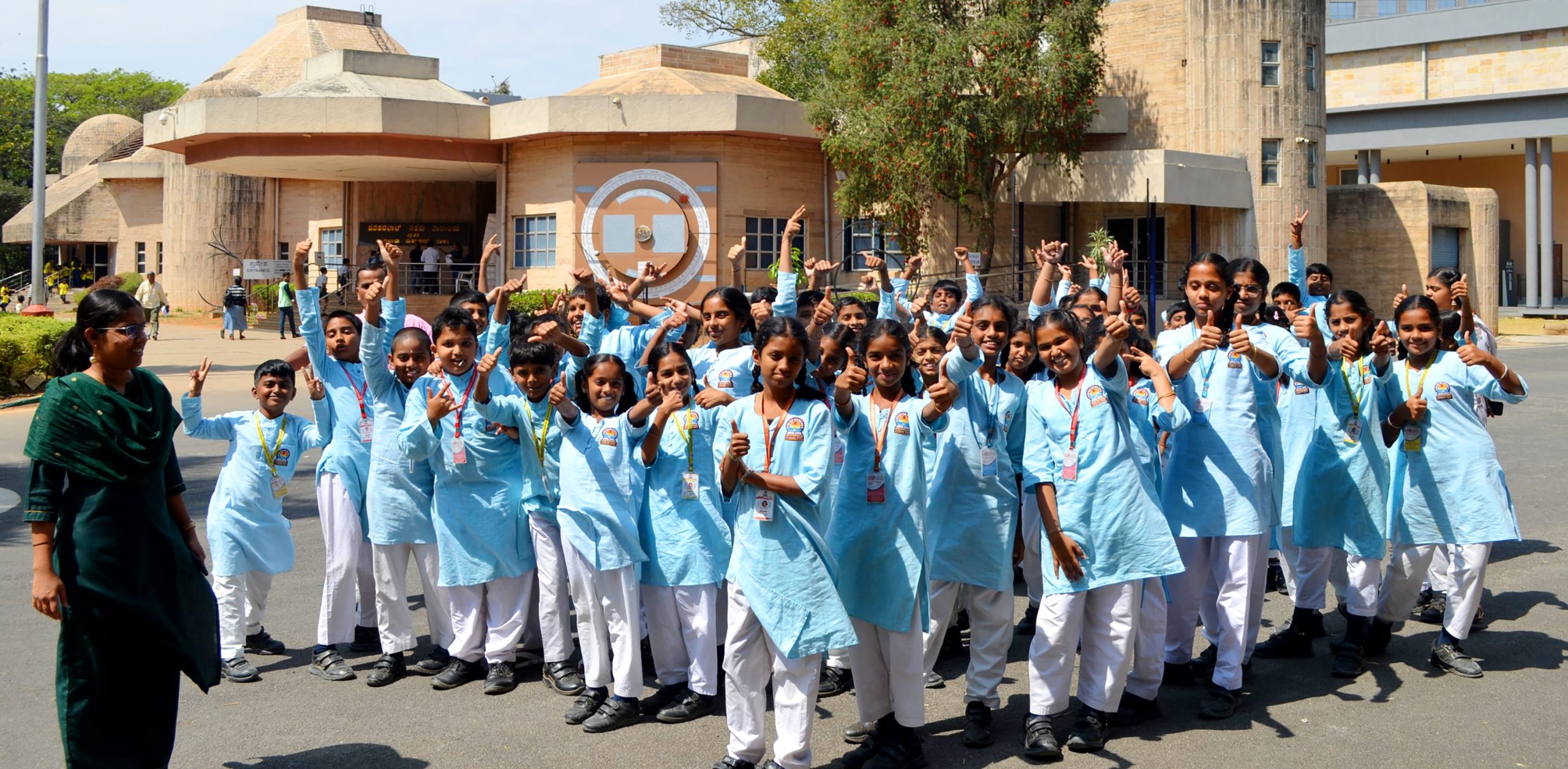 RVK - Somanahalli Students Explore Astronomy at Jawaharlal Nehru Planetarium (9)