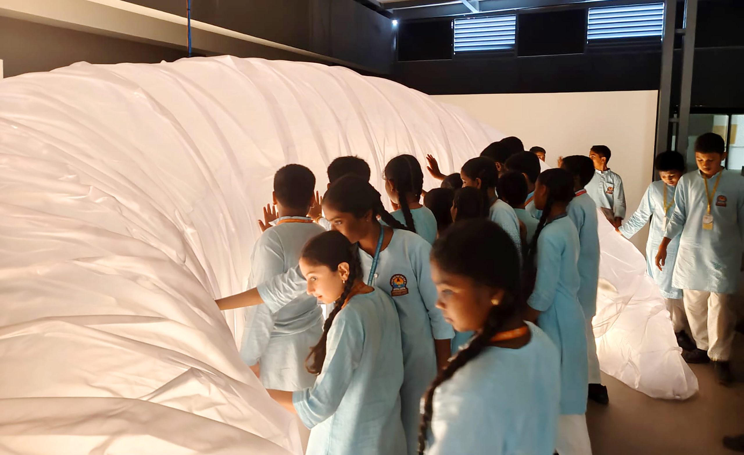 RVK – Somanahalli Students Visit Bengaluru Science Gallery and Cubbon Park (13)