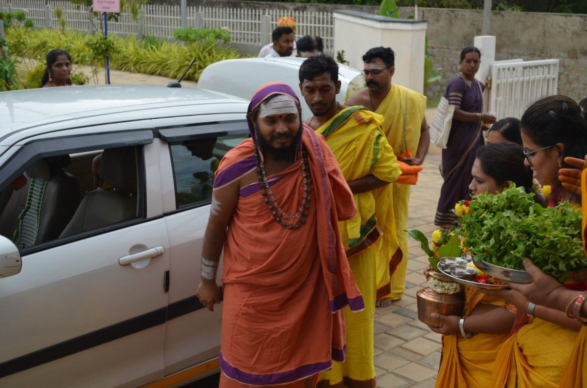 RVK – Somanahalli Observes Aksharabhyas and Vidyarambha program (2)