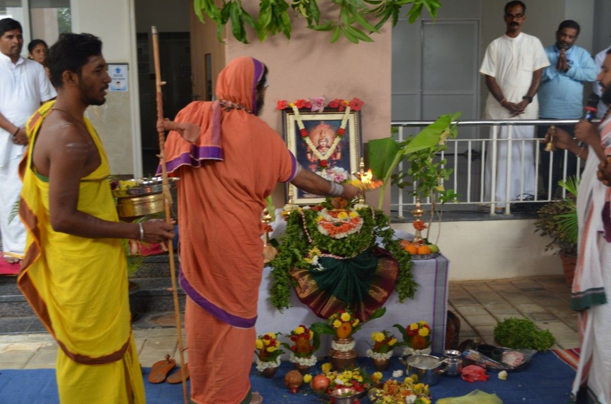 RVK – Somanahalli Observes Aksharabhyas and Vidyarambha program (8)
