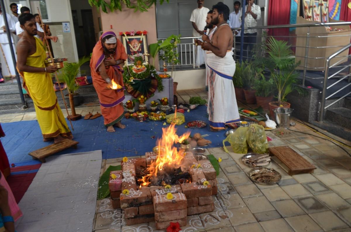 RVK – Somanahalli Observes Aksharabhyas and Vidyarambha program (9)