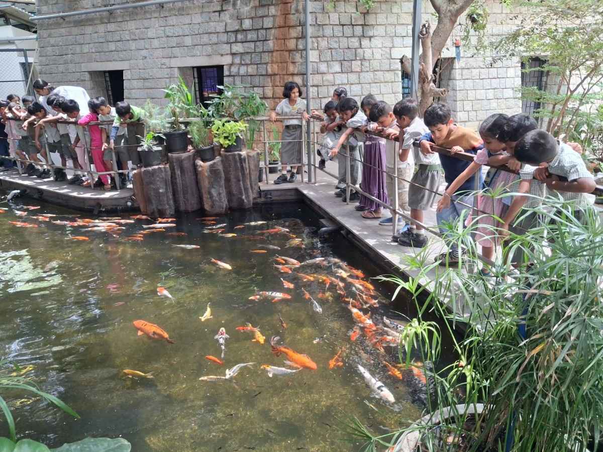 RVK – Somanahalli Class 1 Students Enjoyed Educational Trip (4)