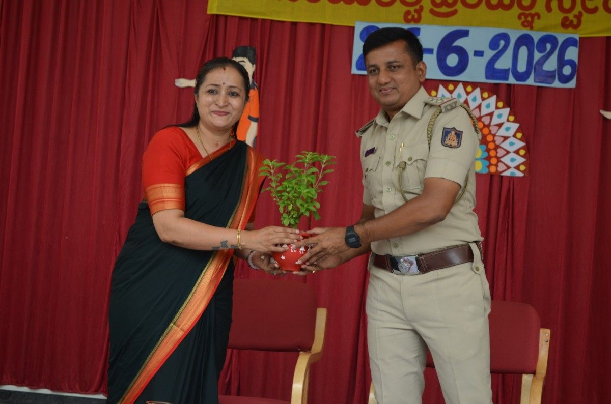RVK – Somanahalli Observes the Oath-taking Ceremony (5)