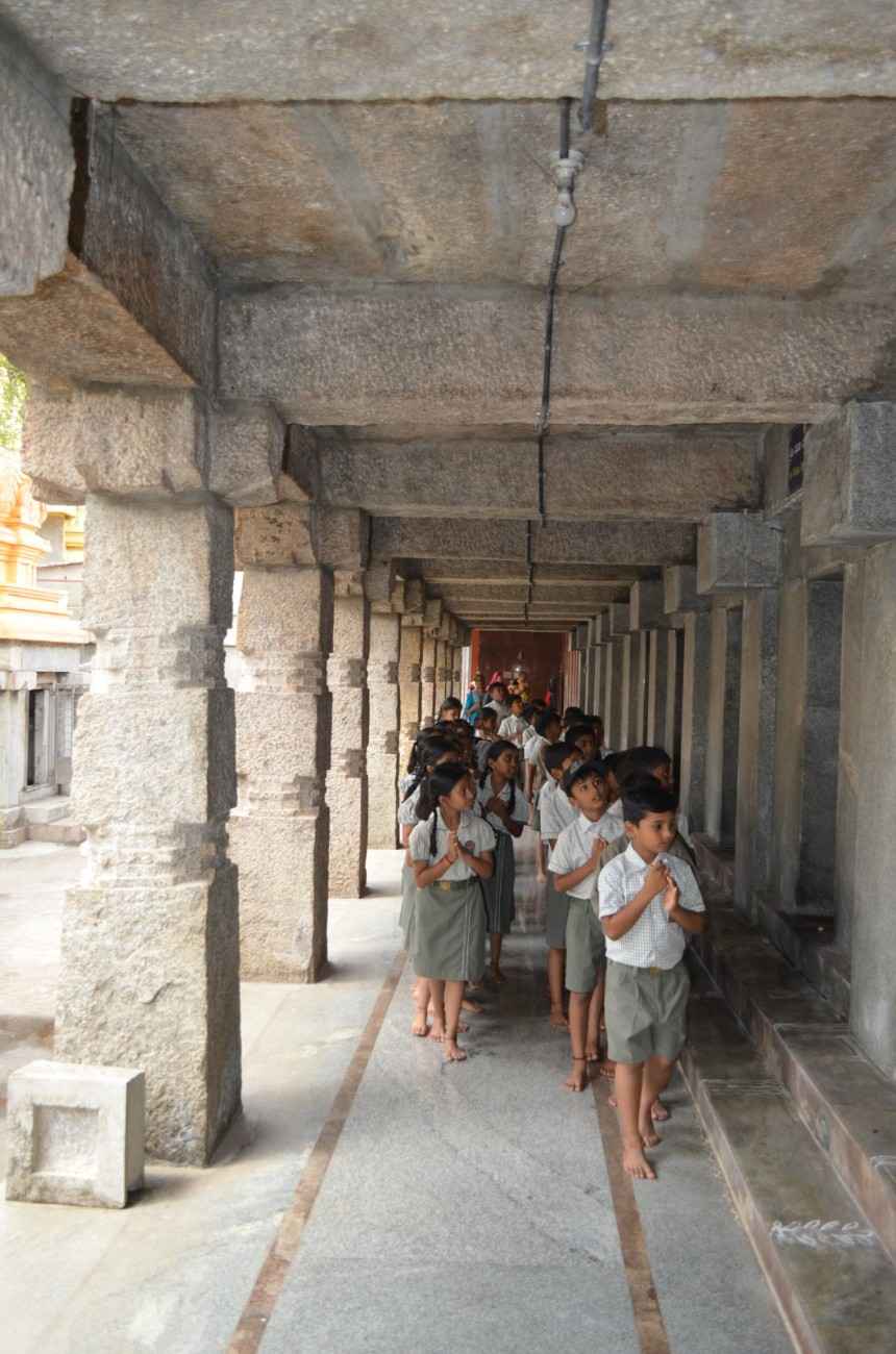 RVK – Somanahalli Students’ First Educational Trip (8)
