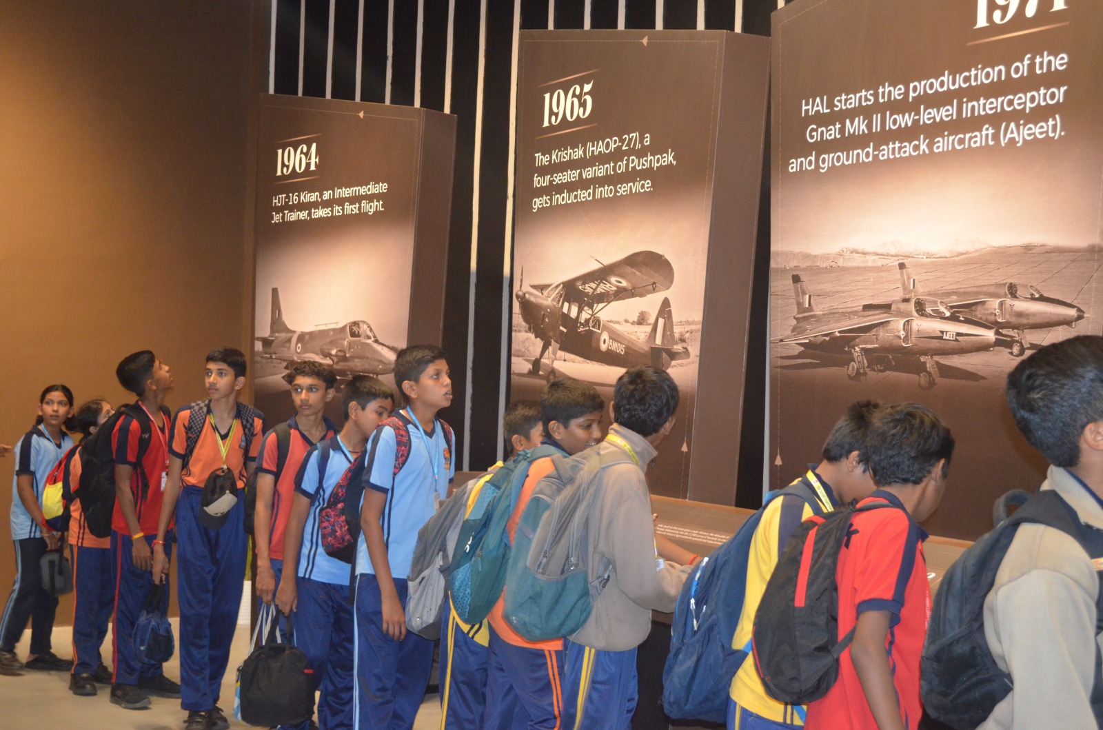 Bengaluru, Aug. 25 An educational tour was organised for the students of class 8 of Rashtrotthana Vidya Kendra - Somanahalli to Hindustan Aeronautics Limited (H ( (10)