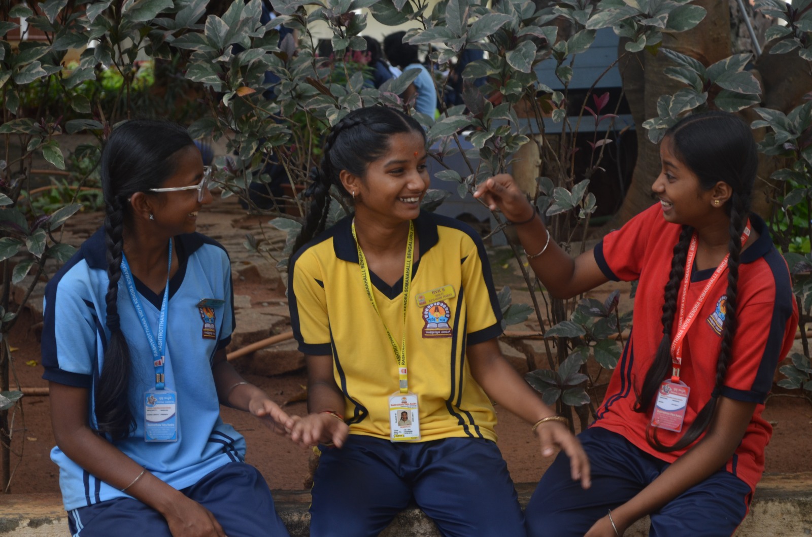 Bengaluru, Aug. 25 An educational tour was organised for the students of class 8 of Rashtrotthana Vidya Kendra - Somanahalli to Hindustan Aeronautics Limited (H ( (16)