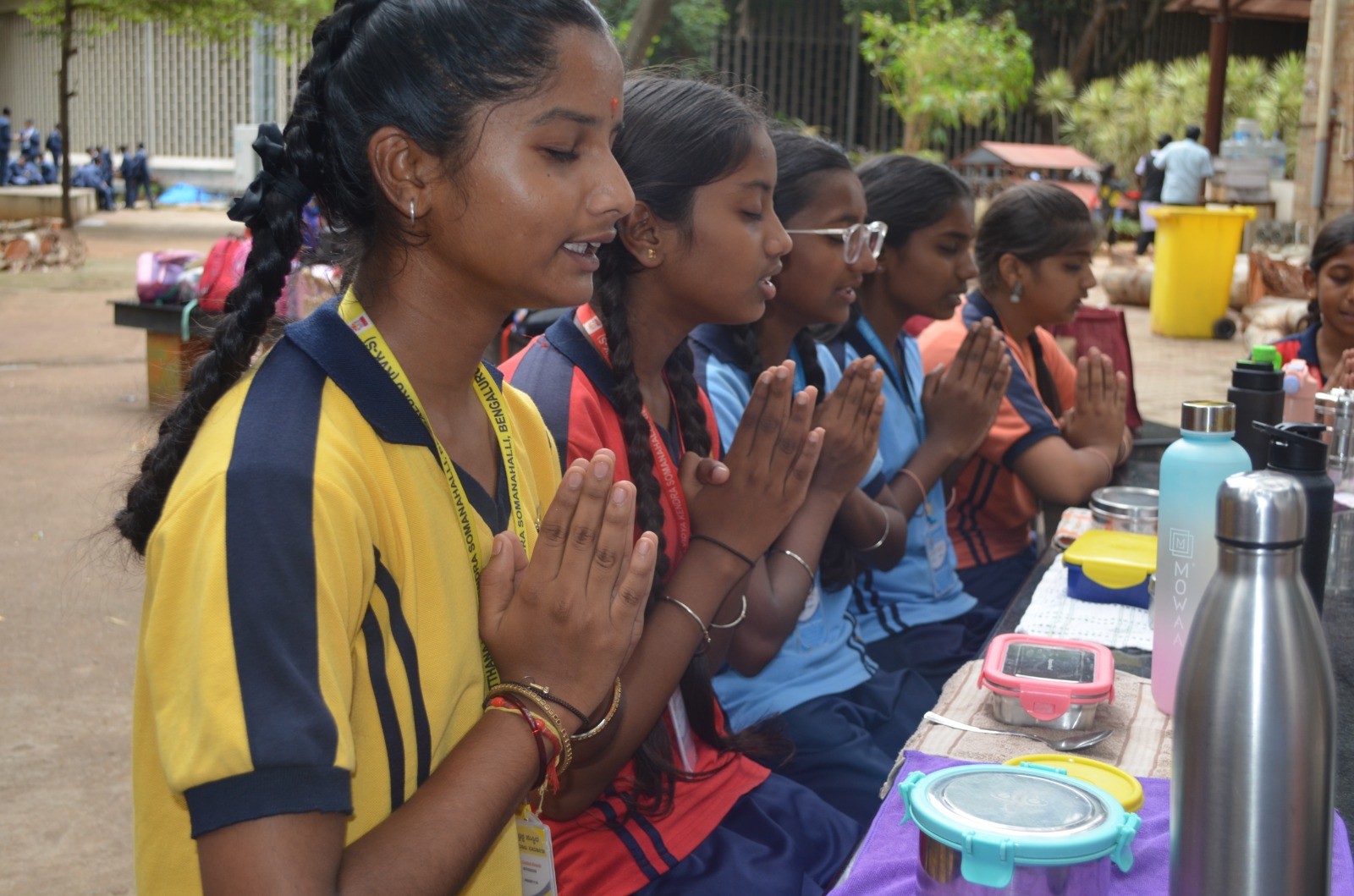 Bengaluru, Aug. 25 An educational tour was organised for the students of class 8 of Rashtrotthana Vidya Kendra - Somanahalli to Hindustan Aeronautics Limited (H ( (19)