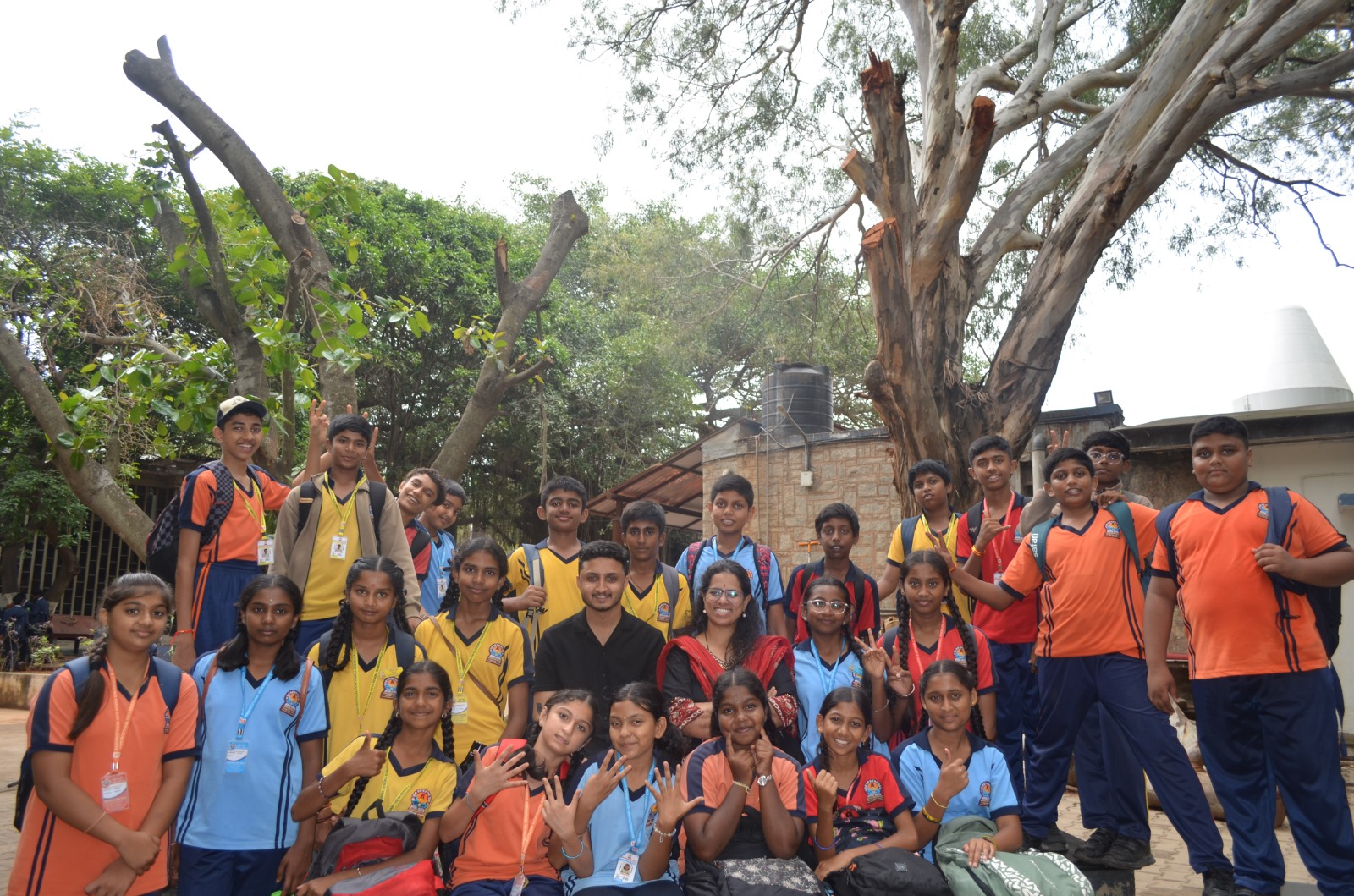 Bengaluru, Aug. 25 An educational tour was organised for the students of class 8 of Rashtrotthana Vidya Kendra - Somanahalli to Hindustan Aeronautics Limited (H ( (21)