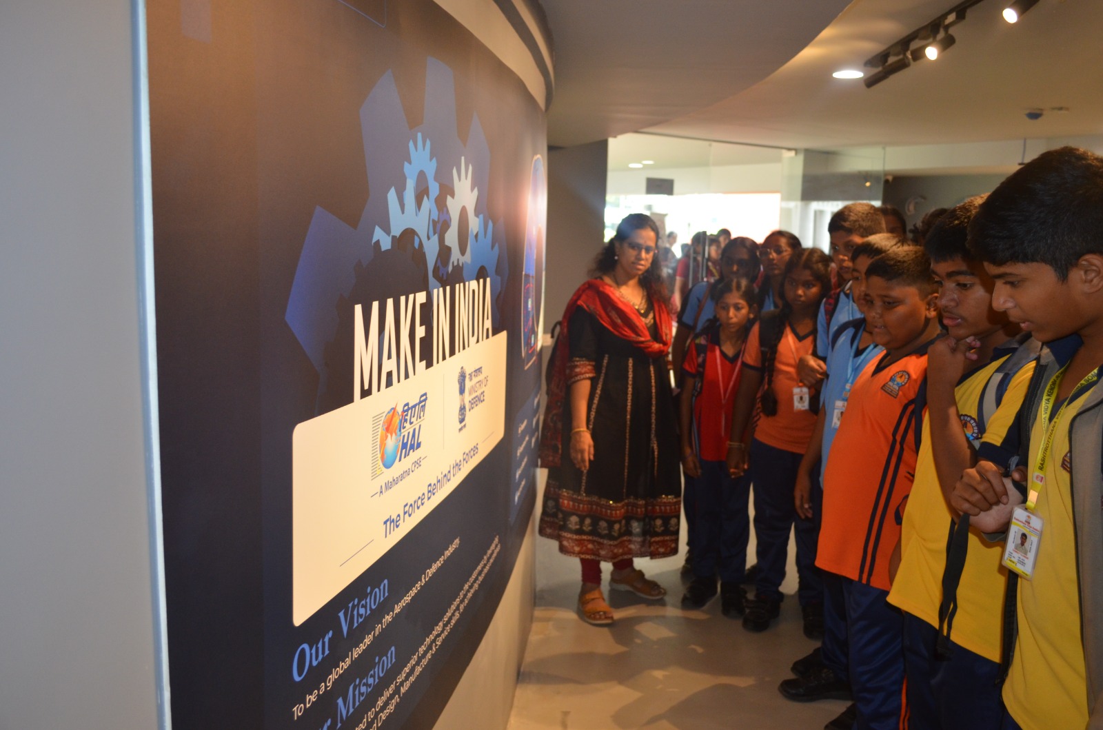 Bengaluru, Aug. 25 An educational tour was organised for the students of class 8 of Rashtrotthana Vidya Kendra - Somanahalli to Hindustan Aeronautics Limited (H ( (6)